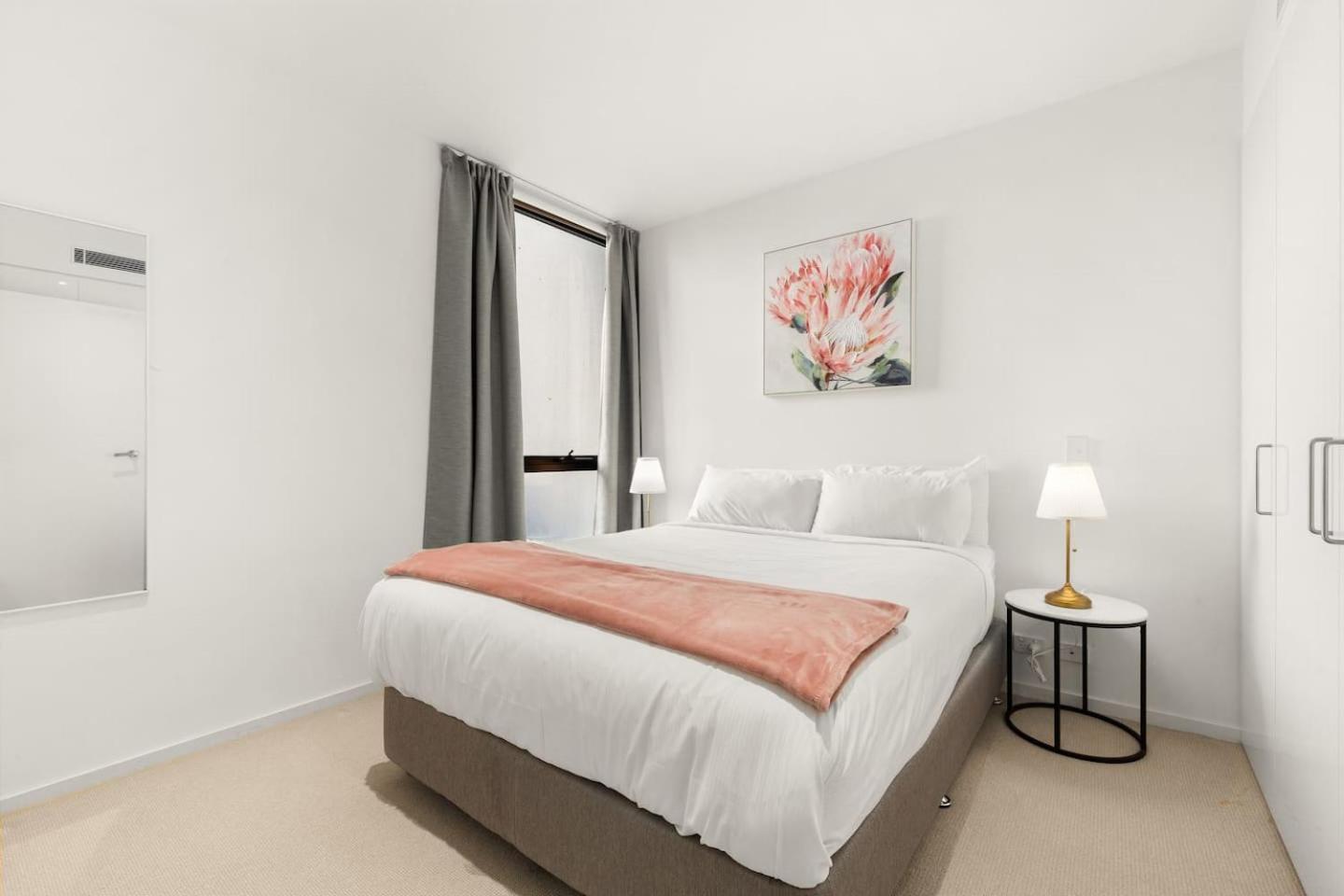Saunders Sunbeam - Live The Macquarie Lifestyle Apartment *
