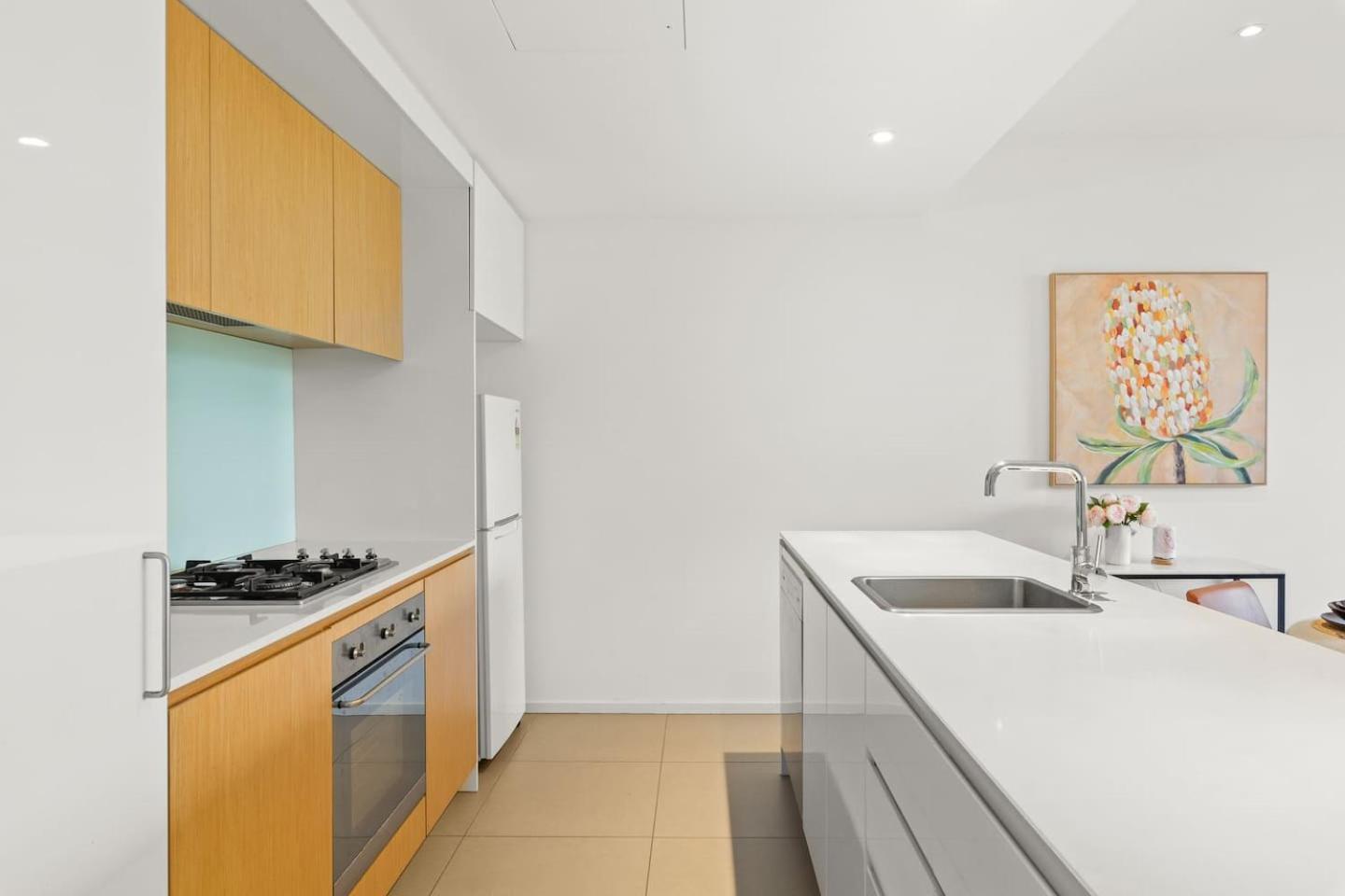 Saunders Sunbeam - Live The Macquarie Lifestyle Apartment Sydney